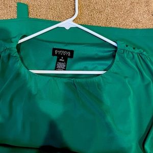 Green Cheek Size 6 Dress